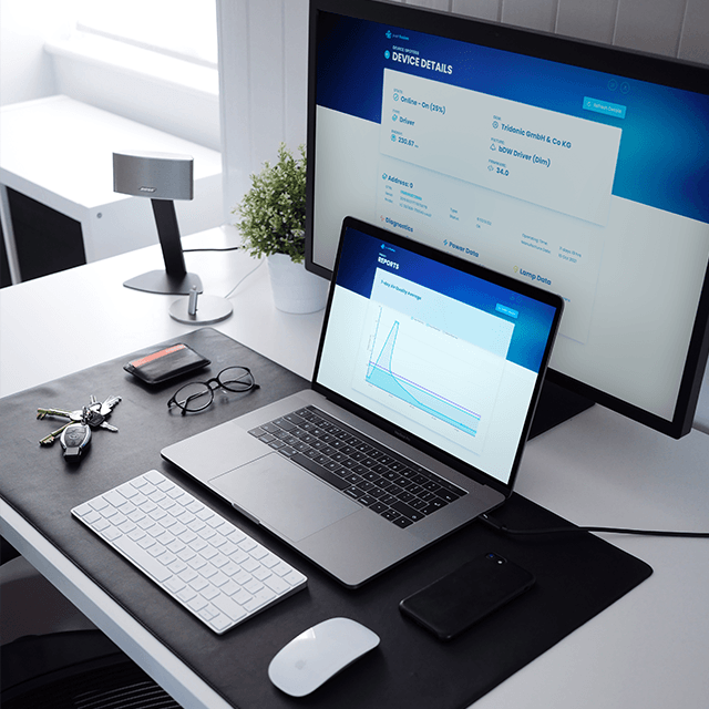 Image of pushfusion interface on a desktop showing Casambi devices and a mack book with a pushfusion report.